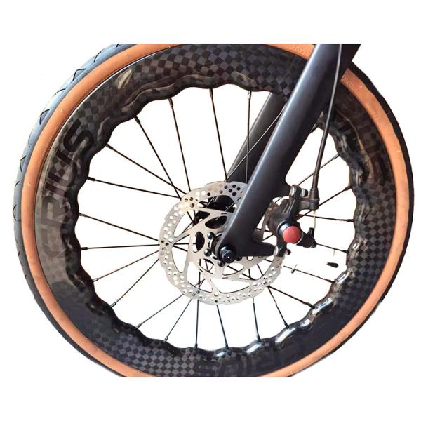 Bicicleta dobrável de tamanho pequeno de 20 polegadas com 53T de carregamento de tecnologia oca e tubo de cabeça de 35/37mm