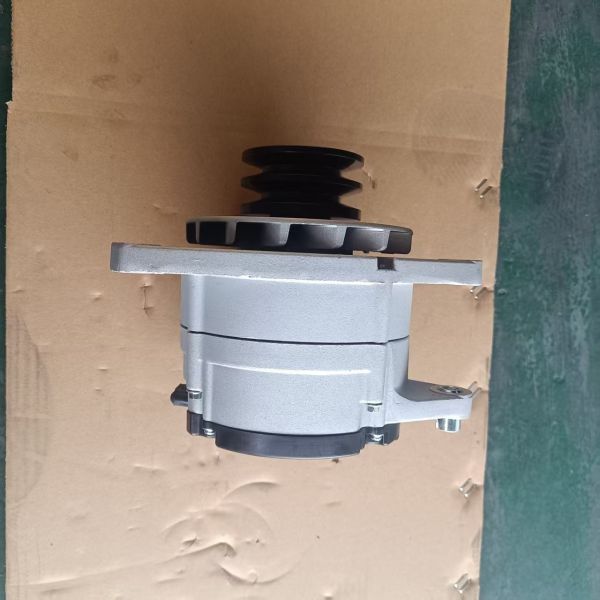 Yuchai JYA00-3701100 Alternator For LIUGONG Wheel Loader CLG855N、CLG856H、CLG862H Excavator CLG920E、CLG922E Yuchai Engine YC6J190、YC6J210、YC6J245