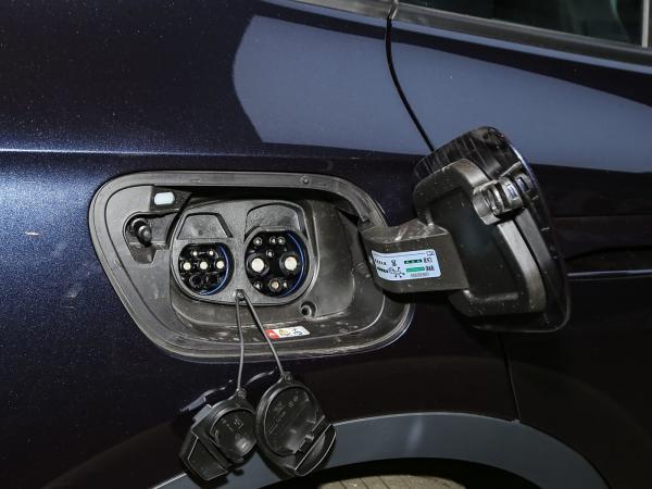 2025 VW ID4 New Model Best Offer Electric Car Hot Selling EV Volkswagon 601km Range and 0.67hrs Fast Charging Time