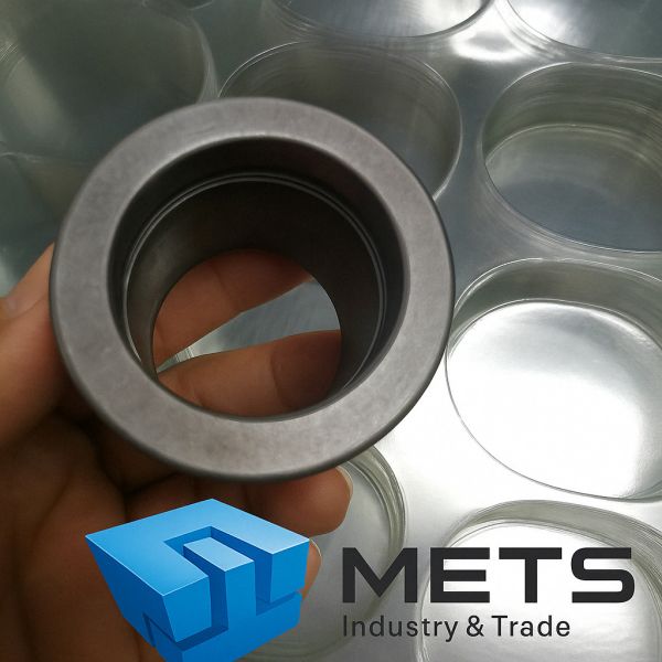 Matériel d'estampage sur tôle sur mesure pour les industries automobile, électronique et électroménager