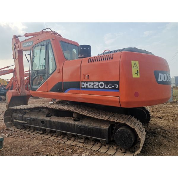 Daewoo 220lc-7 300 420 Used Excavator Doosan 220 from South Korea with 4m3 Bucket