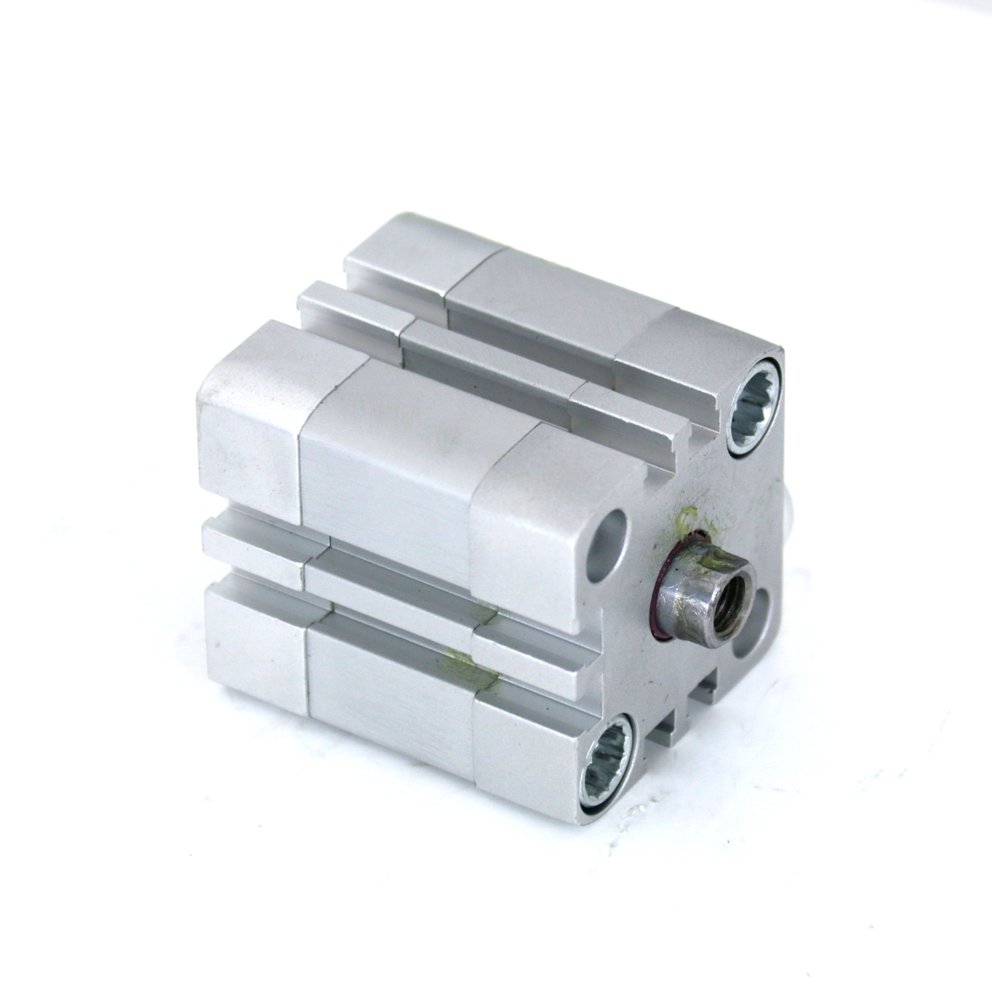 Festo ADN-40-50-I-P-A Пневматический цилиндр 536299 536300 ADN-40-5/10/15/20/25/30/40/50/60/80-I-P-A Пневматический цилиндр с двойным поршневым действием