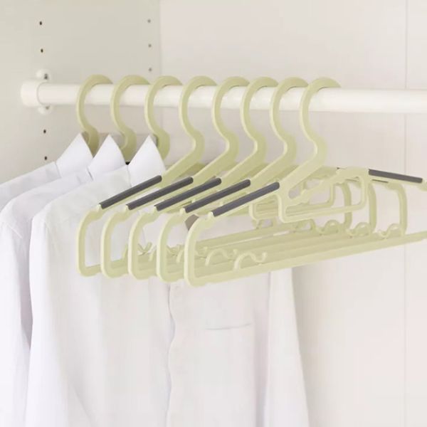 Indoor Houseware Plastic Products Plastic Coat Hangers Non Slip
