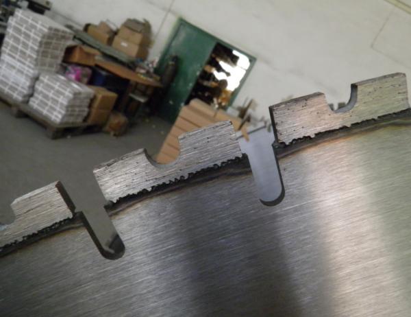 O corte da parede do diamante da soldadura de laser 1400mm considerou a lâmina com espessura de 4.8mm/de 5mm