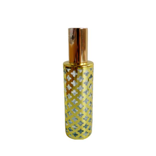 La bouteille de parfum en verre rechargeable de couleur d'or, adaptent de mini bouteilles aux besoins du client de parfum de forme