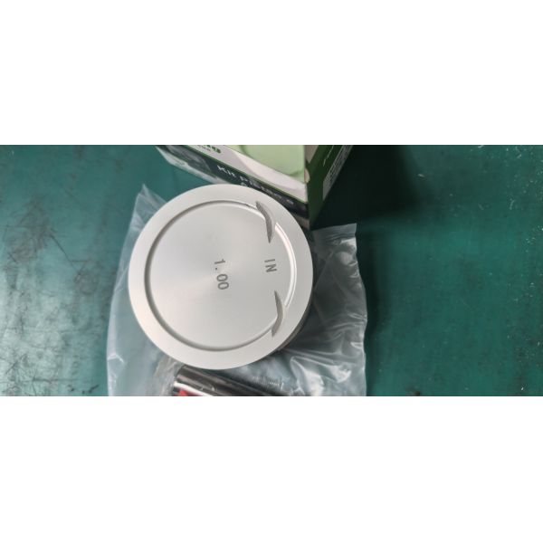 High Quality Motorcycle Engine Pistons and Piston Kit with 52.4mm Bore Dia., Wear Resistance, and Heat Resistance
