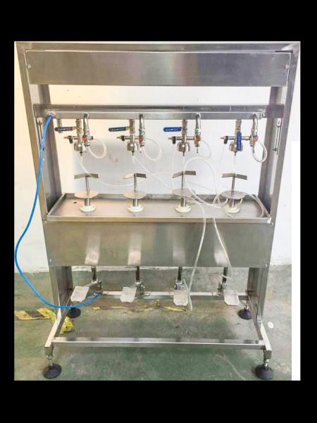 4-4 máquina de engarrafamento do vidro de cerveja para o enchimento da cerveja e a fábrica da cerveja do ofício