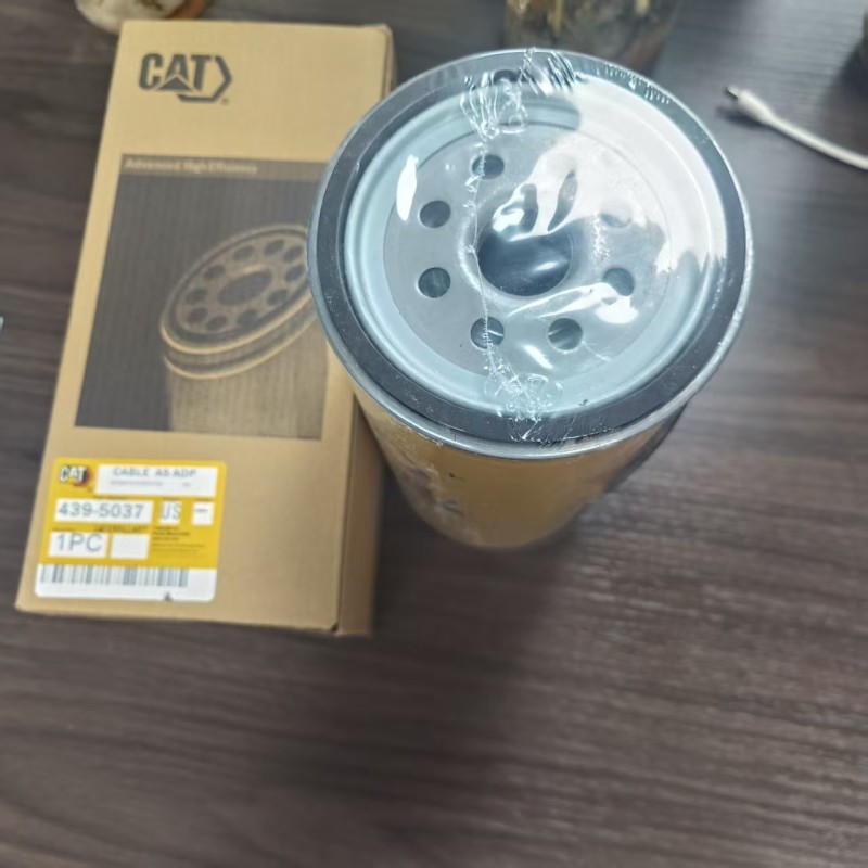 FS19591 Excavator Spare Parts Fuel Water Separator Filter Truck Fuel Filter 4395037 439-5037