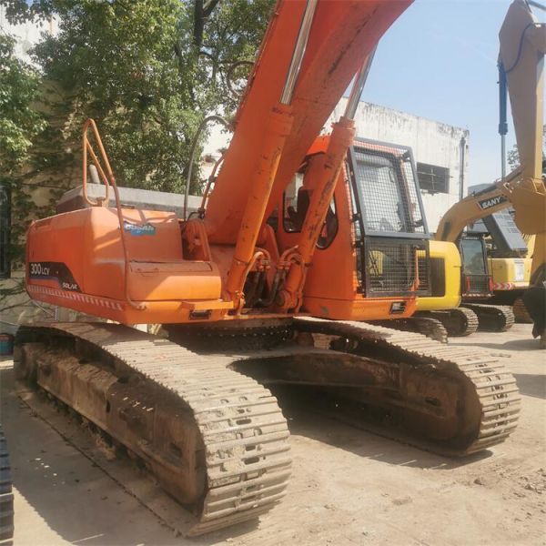 Second Hand DOOSAN DH300 Excavator ORIGINAL Hydraulic Cylinder 29600 kg Operating Weight