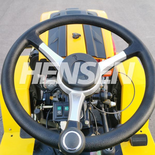 CE 4x4 Solid Compact Utility Tractor OEM Diesel Lawn Tractors