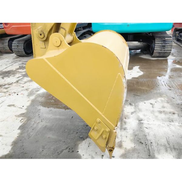 CAT 320 Excavator Used Japan Cat 320gc 320d2 320dl 320c 320cl 320d Hydraulic Cylinder