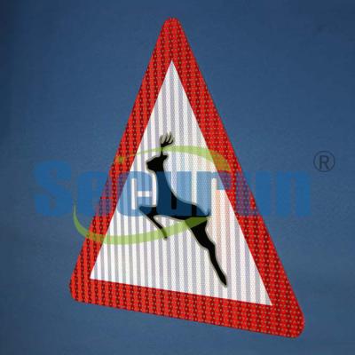 Signe photoluminescent rétroréfléchissant de croisement de cerfs communs de faune de Signage en avant