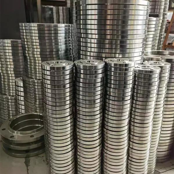 La production spécialisée a forgé la bride d'acier au carbone et la bride d'acier inoxydable