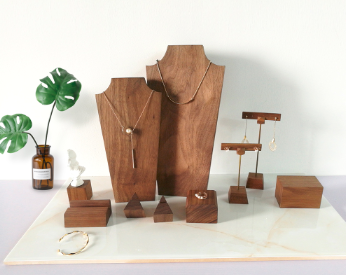 Fashion Jewelry Display Stands Earring And Necklace Holder ISO9001 Approval