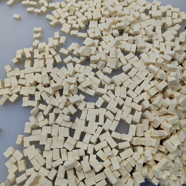 Freeze Dried Tofu Produced HALAL Certified Frozen Water Bean Curd Frozen Tofu Freeze Beancurd Frozen Soybean Cheese