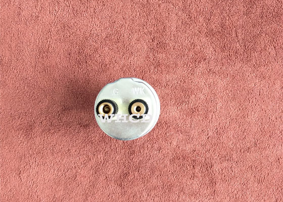 Auto Spare Parts Two Wires Automotive Oil Pressure Sensor Sender Low Power Consumption