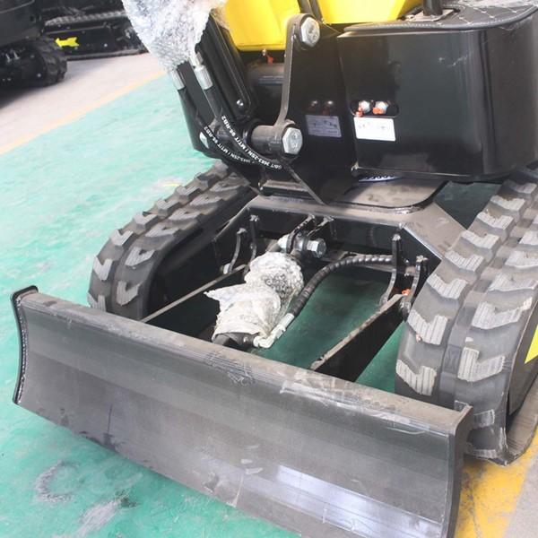Lightweight  1.8 Ton Mini Excavator Internal Combustion Drive With England Engine