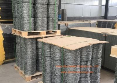 Double Twisted Steel Barbed Wire Mesh For Protect Fencing , 14 Gauge Gal.