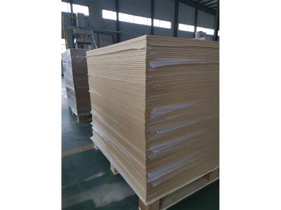 placa reeded 400-1200kg/M3 da vermiculite, folha de pouco peso do tijolo de fogo da vermiculite