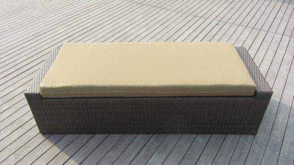 Square Resin Wicker Lounge Bed , Balcony / Garden Cane Daybed