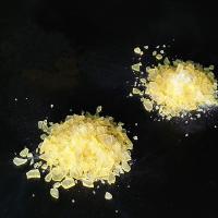 Bon flocon maléique brillant de jaune de résine utilisé pour l'impression d'intaille