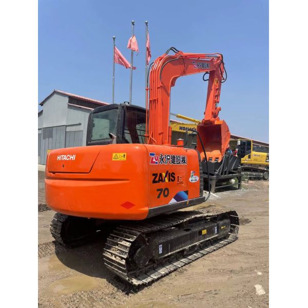 Zx70 Old Hitachi Mini Excavator Mini Hydraulic Excavator Construction Equipment