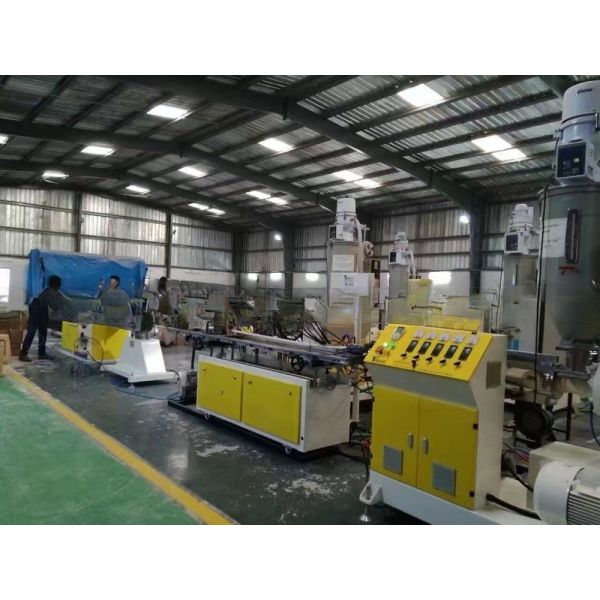 LED Light Diffuser PMMA Extruder SJ 65 Customized Extrusion PMMA