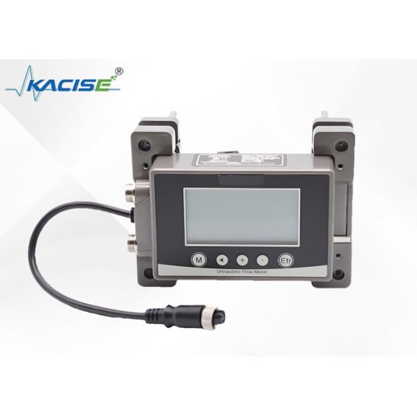 KUF100 Ultrasonic Flow Meter with 4-20mA Output, Industrial Plastic Material, and 256*128 Backlit LCD Display