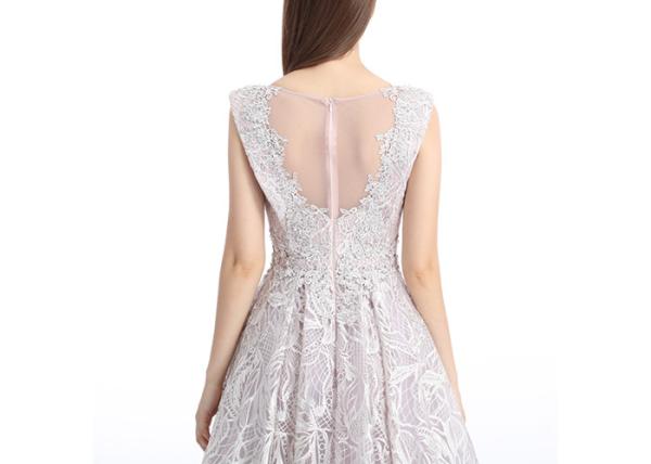 Grace White Lace Embroidery Simple Elegant Wedding Dresses Sleeveless U - Neck