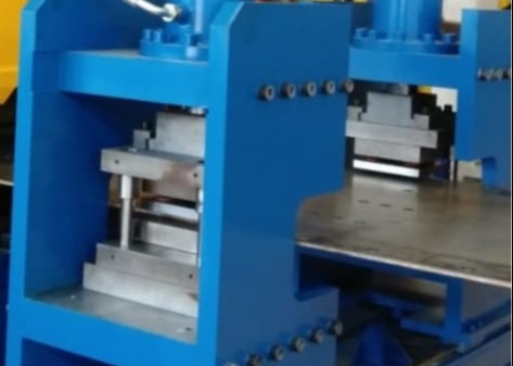 610mm Steel Coil Diameter Corrugation Plate Roller Forming Machine 15T Single Steel Coil Weight