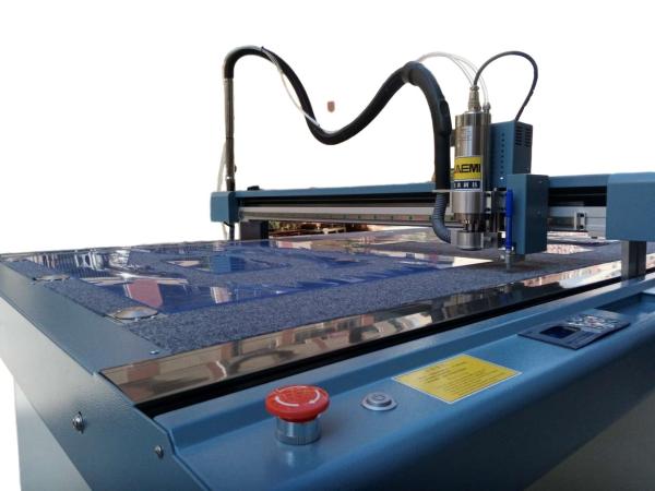 400KG Weight Cutting Scope Template Cutter for Garment Pattern 1500*1200mm Machine