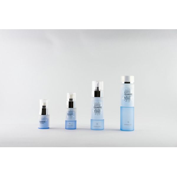 Роскошные пластиковые бутылки лосьона, влажные бутылки насоса защиты 50ml безвоздушные