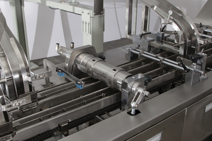 Variable Quantity Sandwich Biscuit Machine PLC Control Automatic Cream Filling Machine Customized