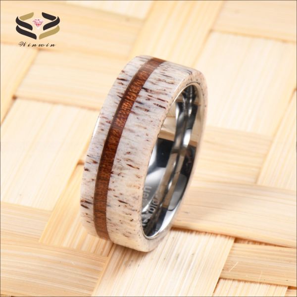 L'anneau de mariage géométrique 8mm avec bois Koa L'anneau de mariage en tungstène pour homme Cadeau idéal pour les occasions spéciales