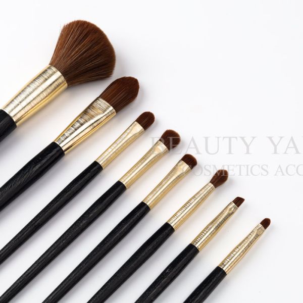 Private Logo 8 Piece Makeup Brush Set OEM Makeup Brushes Skin Friendly