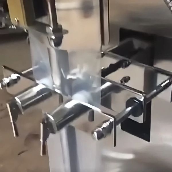 Intelligent Liquid Packaging Machines High Temperature Fill Seal Packaging Machine 1.5kw