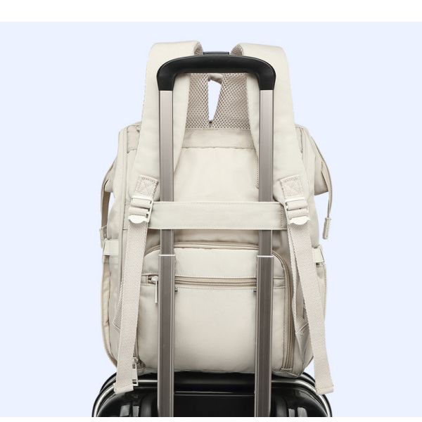 Thermal Insulation Nylon Travel Changing Bag With USB Charging Port 35L