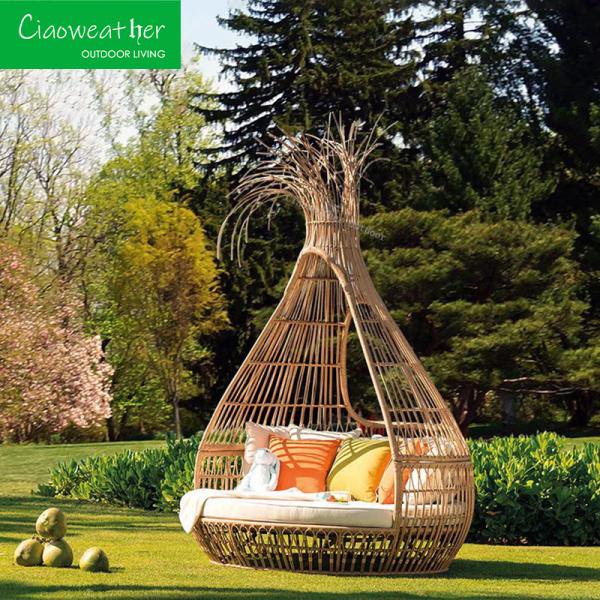 Modern Outdoor Furniture Wicker Bird's Nest Shaped Sofa Bed with Waterproof Cushion and Woven Rattan Beds