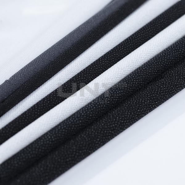 Tissus tissés à l'intérieur de tissus tissés idéaux pour les vêtements durables et esthétiques