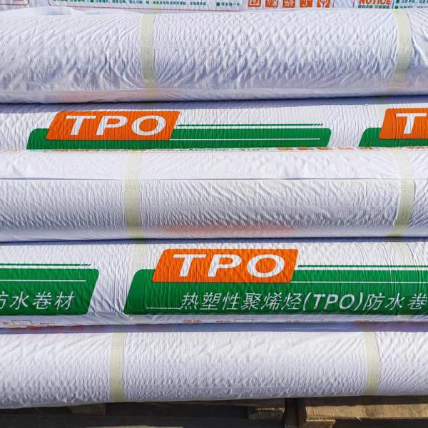 Fleece Backed TPO Waterproof Membrane Roofing For Concrete Roof