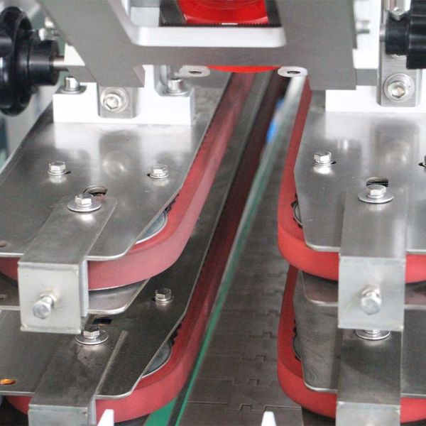 Automatic Capping Machine with PLC Control System, High Capping Rate ≥99.9%, and Stainless Steel Construction for Bottle Sealing