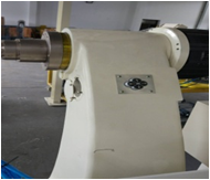 Dpack corrugated Shaftless Hydraulic Mill Roll Stand , Oil - Pressure Raw Paper Holder carton packaging production line