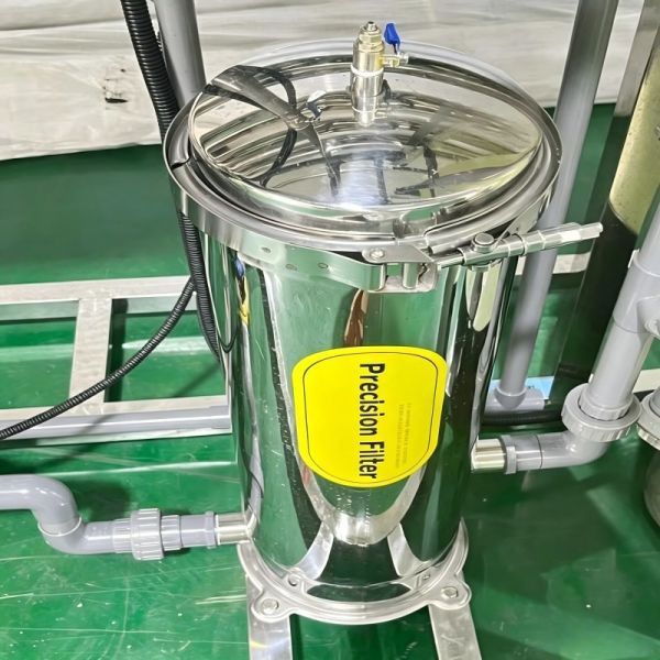 1T/H Industrial FRP Tank RO Water Treatment System