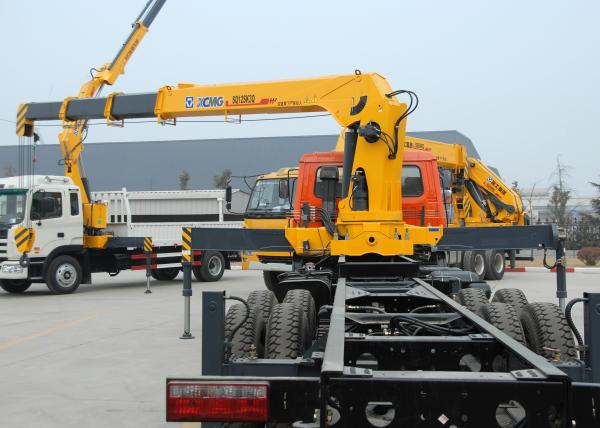 Hydraulic 12 ton Cargo Lorry-Mounted Crane With Telescopic Boom