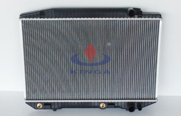 OEM 1265004803 Mercedes Benz Radiator W126 / 560SE 1979 AT , intercooler