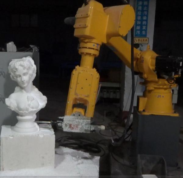 Robots Carve Sculptures Foam Engraving Machine Clothing Architectural