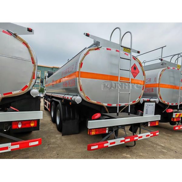 Шакман M3000 топливный танк грузовик 6 * 4 300HP Алюминиевого сплава топливный танк грузовик для продажи