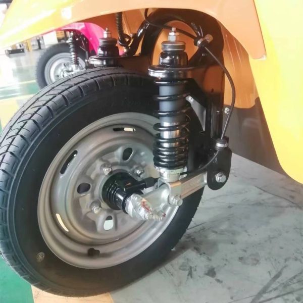 USA Electric Trike 3 Wheel Scooter Car with 3 Passenger Capacity and Radio Multimedia