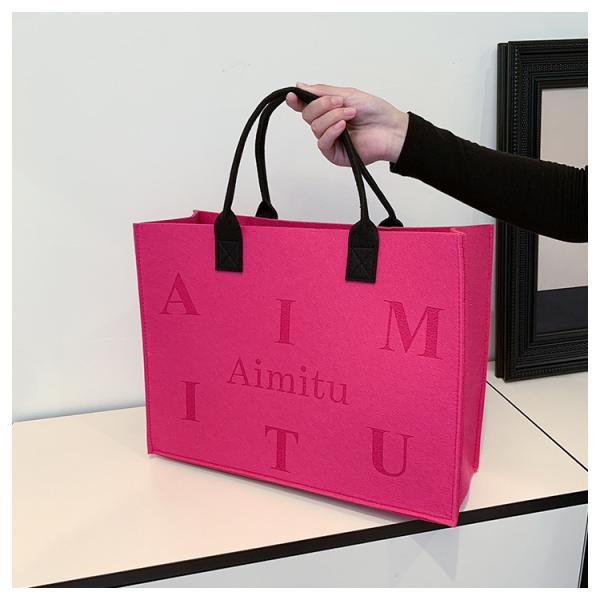 Portable Promotion Custom Printed Logo Felt Tote Bag Handbags Wool Felt Grocery Shopping Tote Bag Wholesale Fashion Women Daily Felt Gift Tote Bag With Outer Pocket