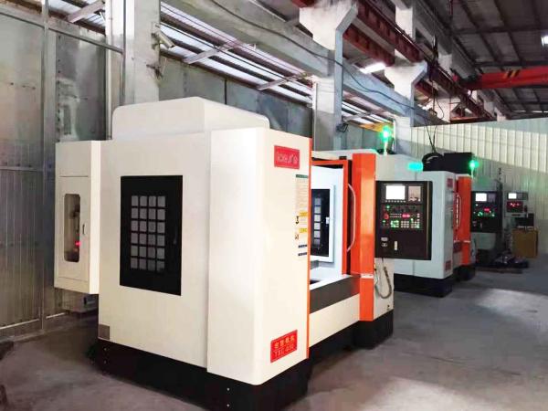 24T Magazine CNC Horizontal 3 Axis Machining Center 6000 RPM Spindle Speed